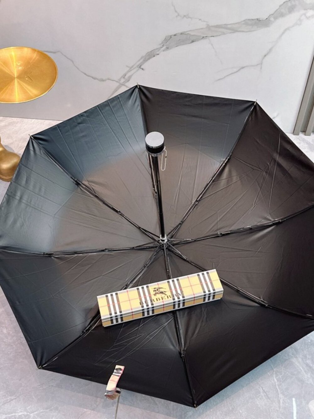 Burberry Manual Folding Umbrella (Sun & Rain) - Picture 4 of 9